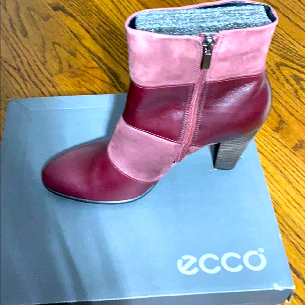 ECCO Women's 75 Modern Ankle Bootie Bordeaux 10M